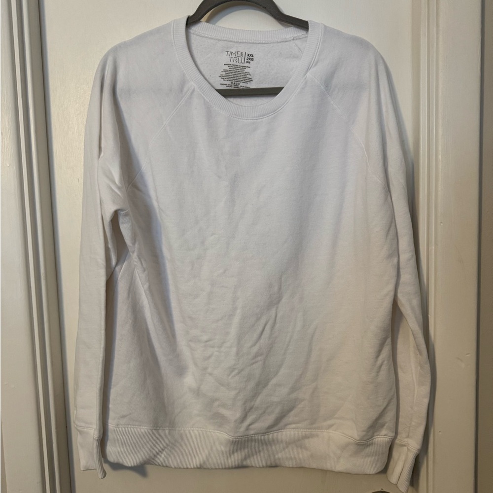Time and Tru white sweatshirt like new and super soft, size XXL